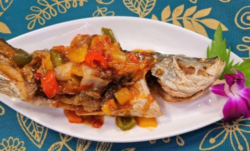Fried Fish in 3 Flavor Sauce